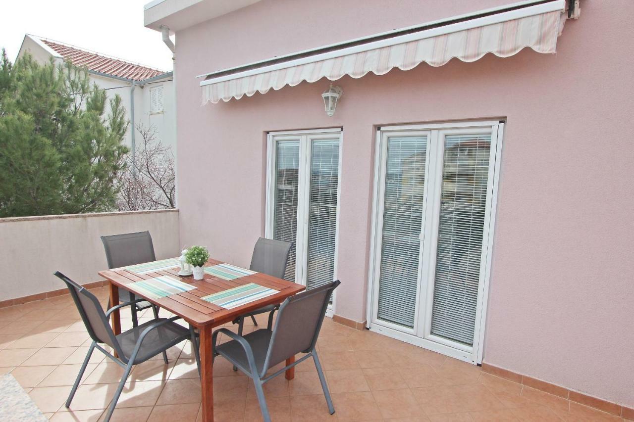 מורטר Apartments Josip מראה חיצוני תמונה