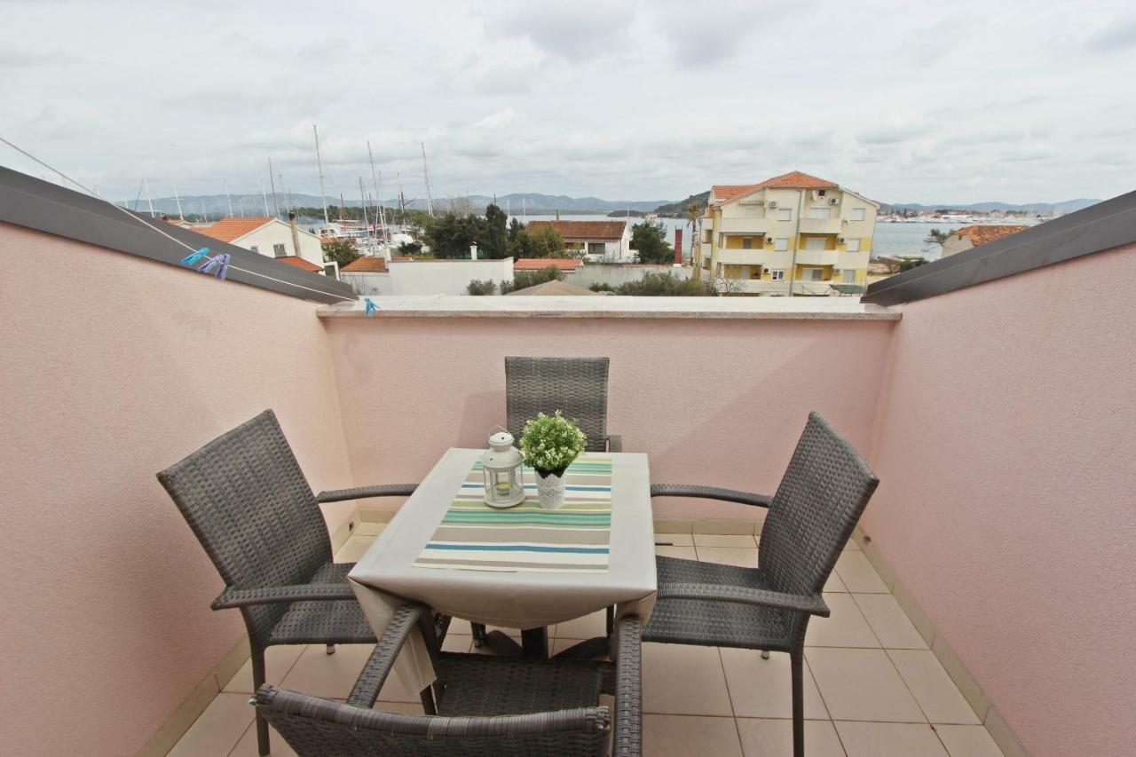מורטר Apartments Josip מראה חיצוני תמונה