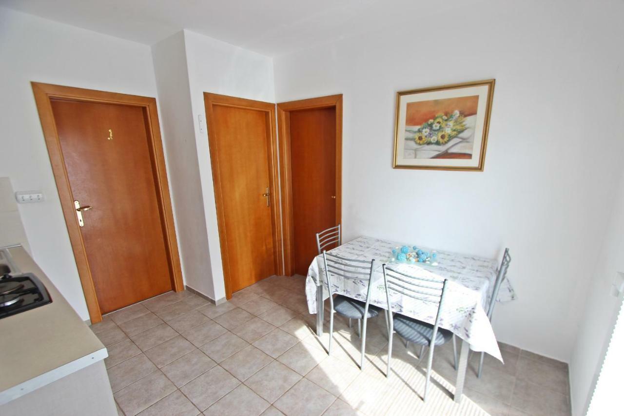 מורטר Apartments Josip מראה חיצוני תמונה