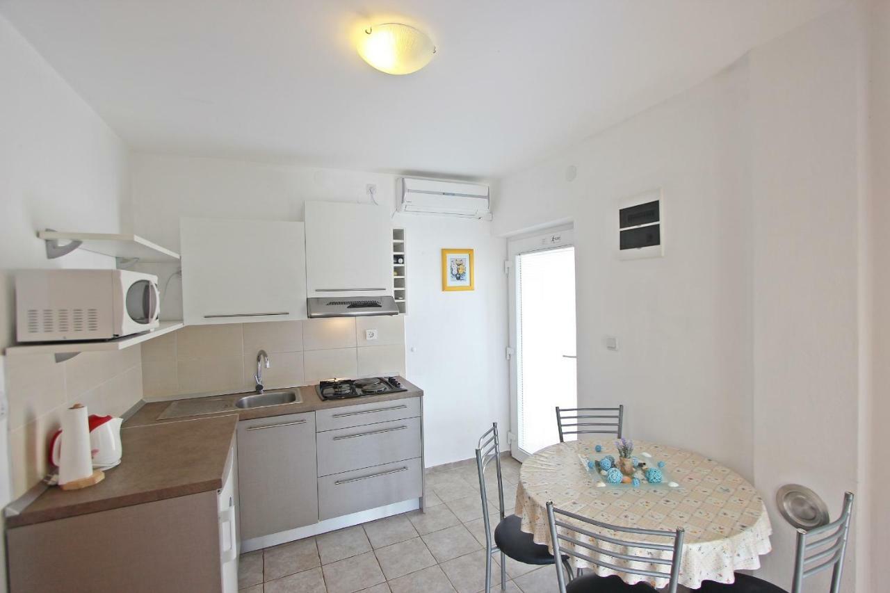 מורטר Apartments Josip מראה חיצוני תמונה